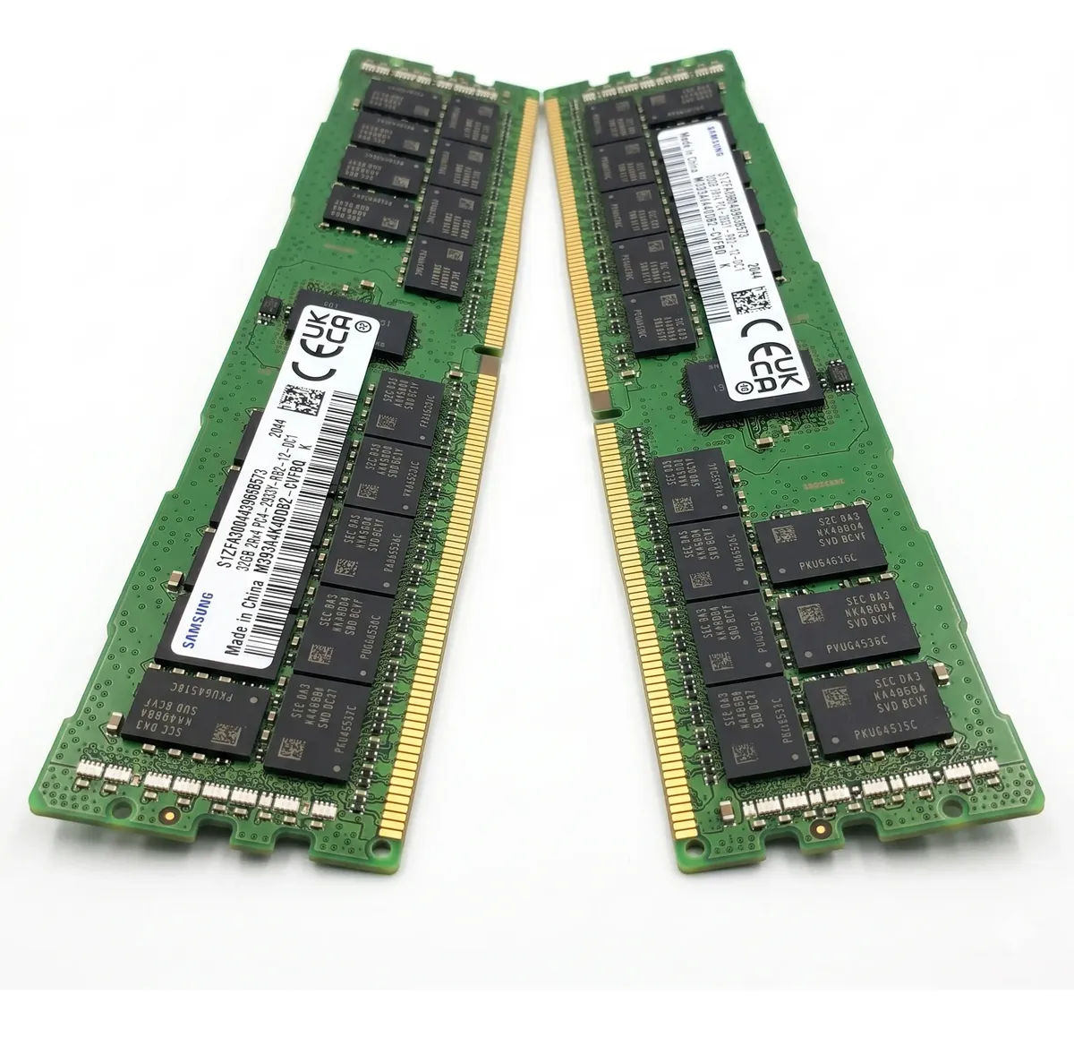 Samsung M393A4K40DB2-CVF — Kit de memoria Enterprise · 64 GB · DDR4 · RDIMM